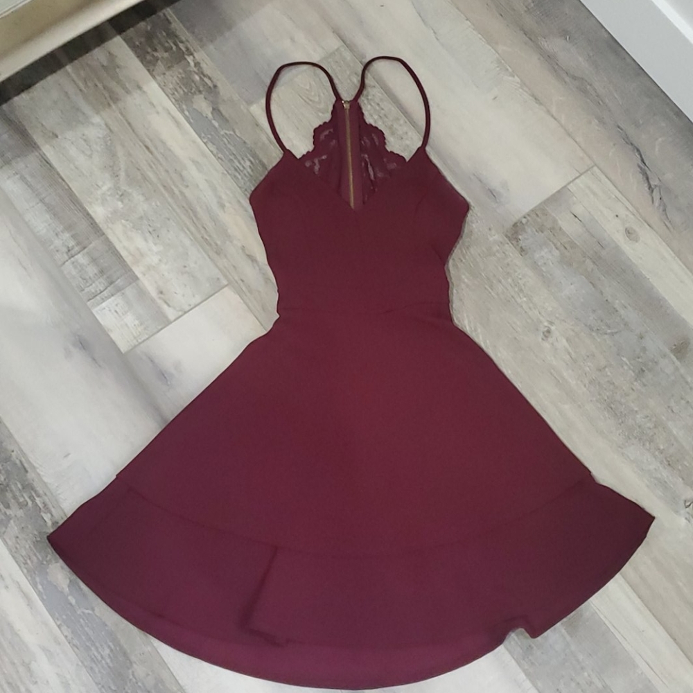 B Darlin Dress (Homecoming) - Picture 2 of 5